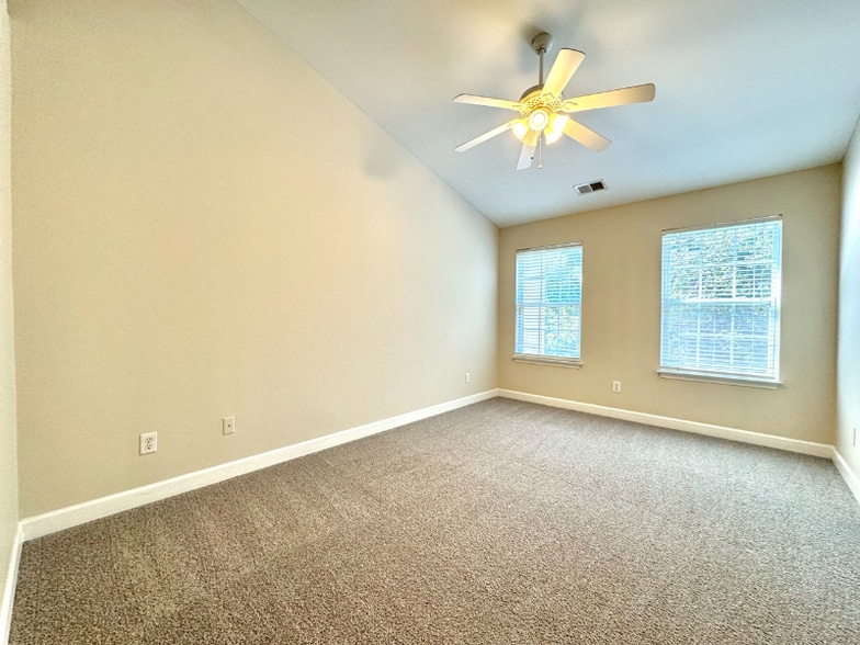 Building Photo - 3927 Tarrant Trace Cir