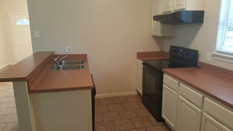 Building Photo - 234 Morningview Dr