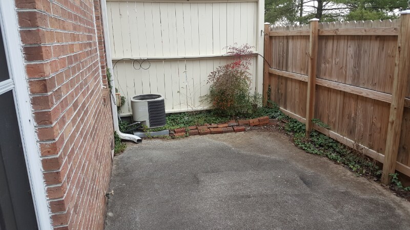 Building Photo - 469 Bramblewood Ln