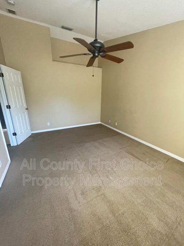 Building Photo - 13056 Thoroughbred Loop