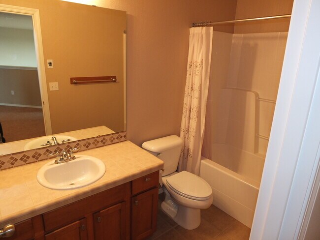 Building Photo - 3 bedroom 2 Bath House in Stanwood!