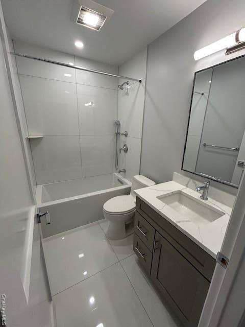 Building Photo - 61 Adelphi Ave