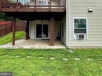 Building Photo - 9215 Stephanie St