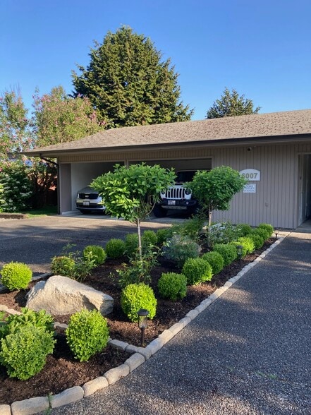 Building Photo - 6007 74th St NE