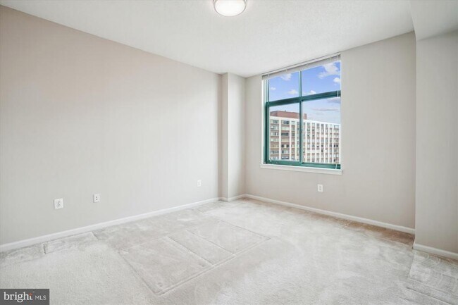 Building Photo - 11700 Old Georgetown Rd