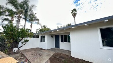 Building Photo - Remodeled 3 bd in Vista with large garage