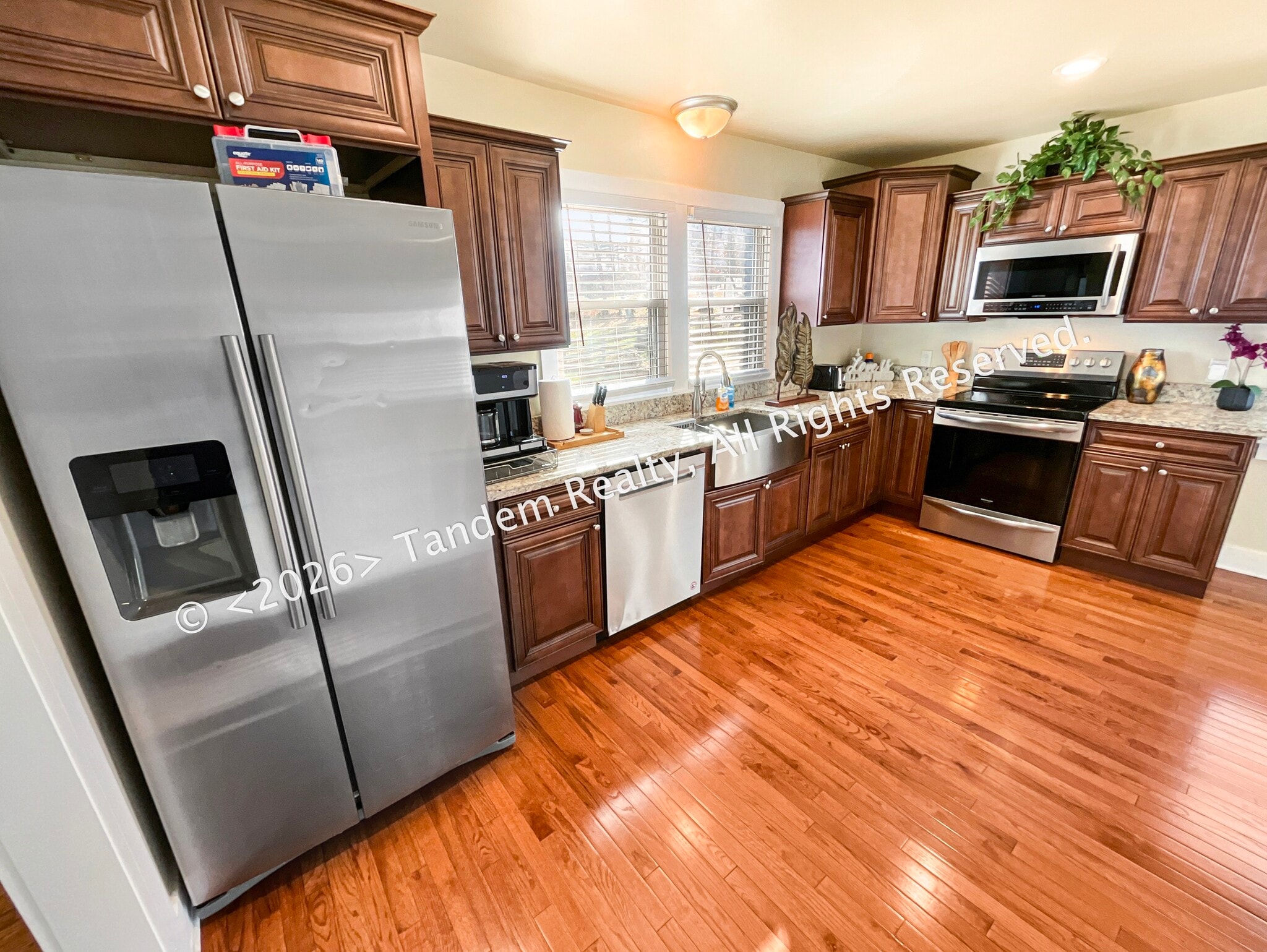 Building Photo - 2807 Vaulx Ln