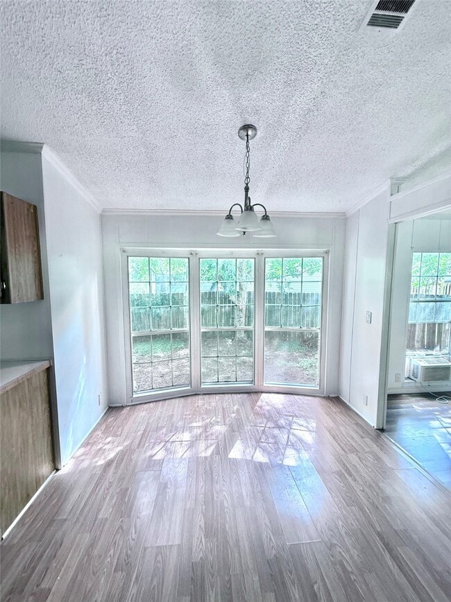 Building Photo - 9803 Cedar Branch Dr