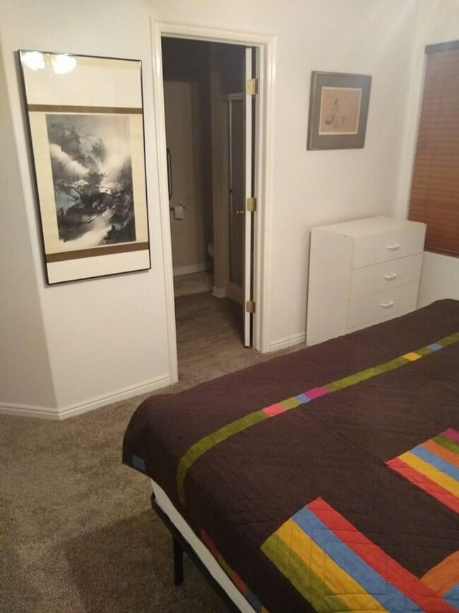 Building Photo - Furnished home available! Landscape maintenance included.