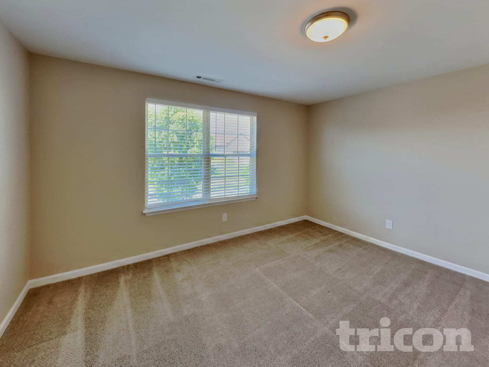 Building Photo - 1080 Paddock Park Cir