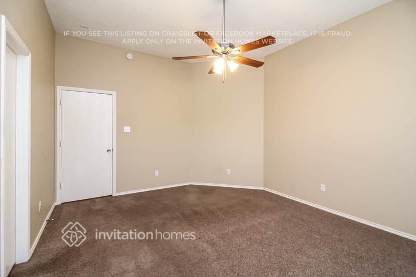 Building Photo - 2076 Rushmore Ct