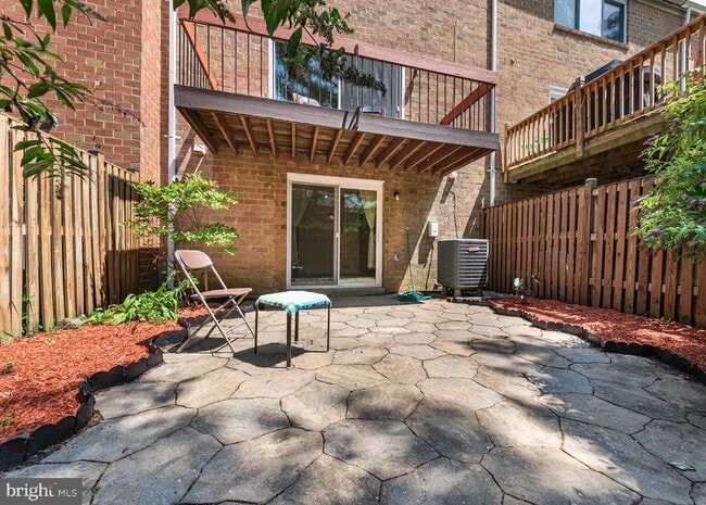 Building Photo - 10544 Eastwind Way