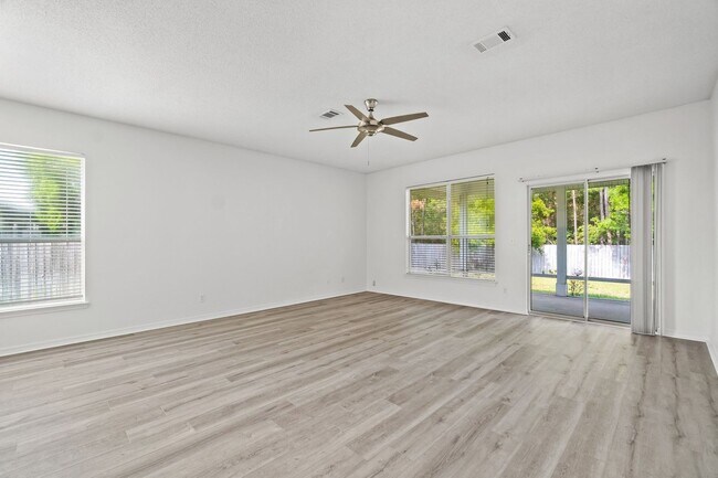 Building Photo - 47 White Heron Dr