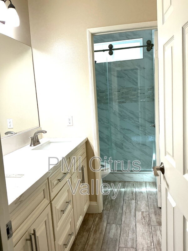 Building Photo - 1250 Berylstone Dr