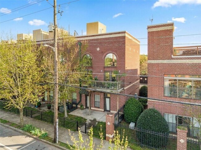 Building Photo - 791 Wylie St SE