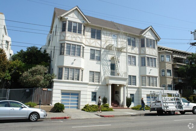 Primary Photo - 2533 Durant Ave