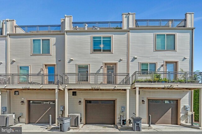 Building Photo - 4810 Garden View Ln