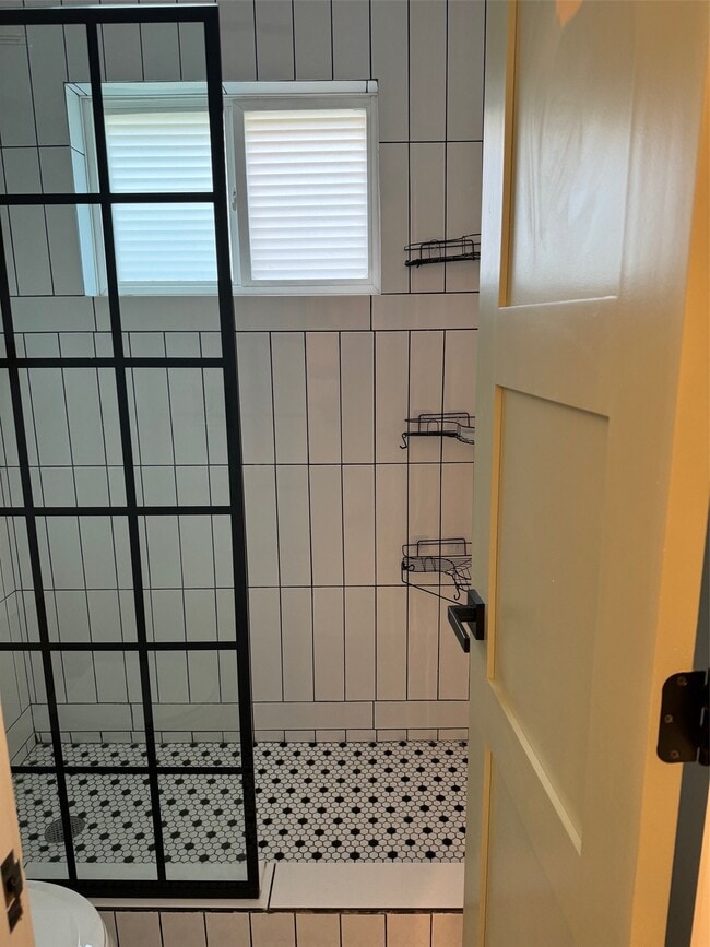 Building Photo - 14007 Dominique Dr