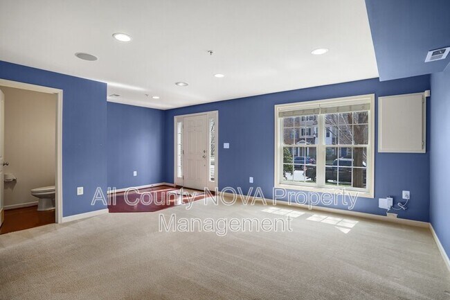 Building Photo - 1609 Poplar Run Dr