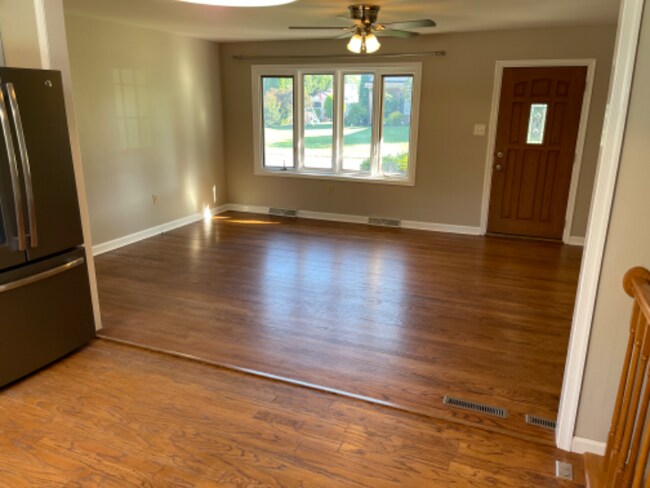 Building Photo - 17321 Amber Dr