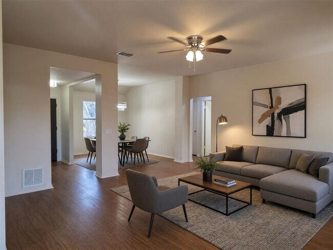 Building Photo - 11602 Maybach Dr