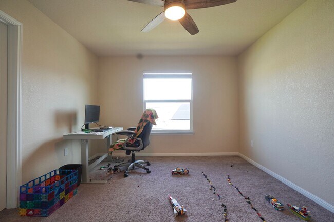 Building Photo - 445 Arrowhead Vine St