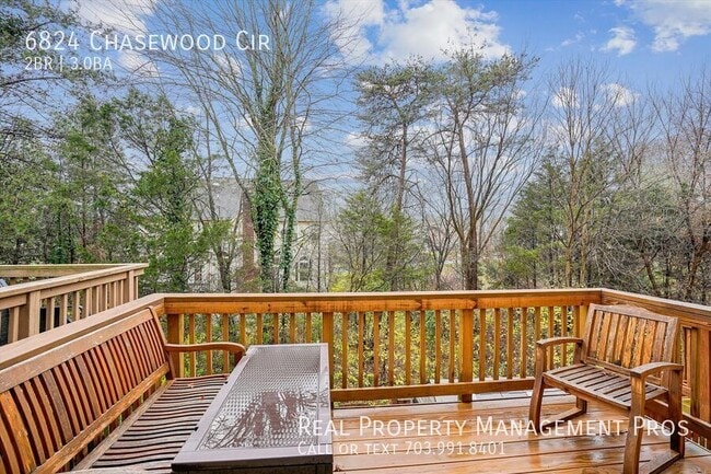 Building Photo - 6824 Chasewood Cir