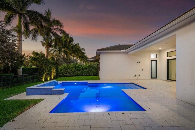 Building Photo - 6950 NW 28th Ave