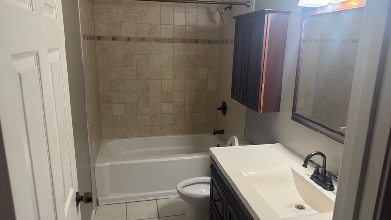 Building Photo - 6001 Tabiatha Ln