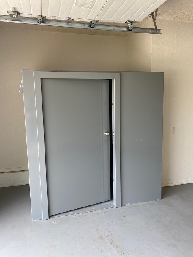 Building Photo - 12303 SW 14th St