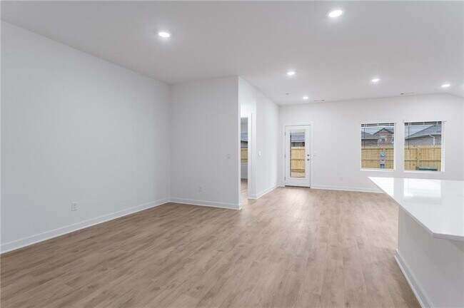 Building Photo - 4611 W Barhem Dr