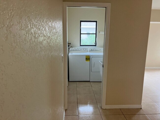 Building Photo - 3/2/2 in Deep Creek