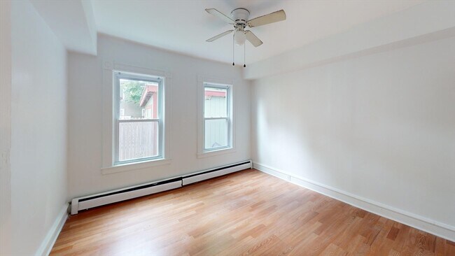Building Photo - 26 A St
