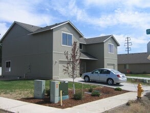 Building Photo - rho-486