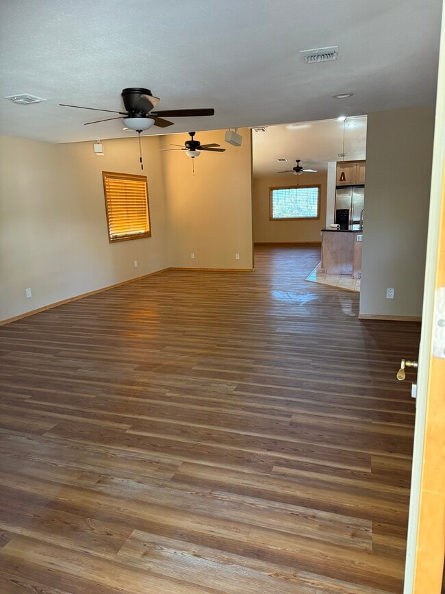 Building Photo - 7940 E Constant Pl