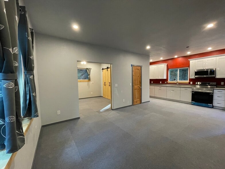Building Photo - 12570 Mays Canyon Rd
