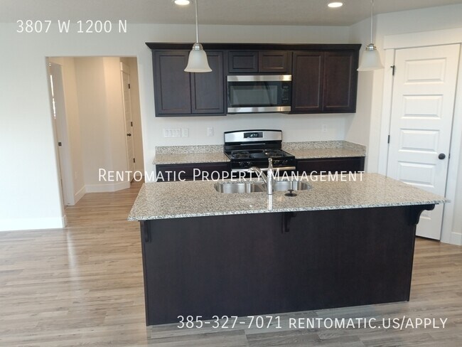 Building Photo - 3807 W 1200 N
