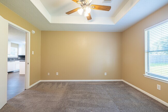 Building Photo - 16381 Many Trees Ln