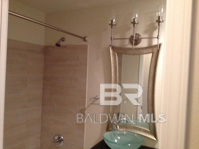 Building Photo - 162 Pecan Ave