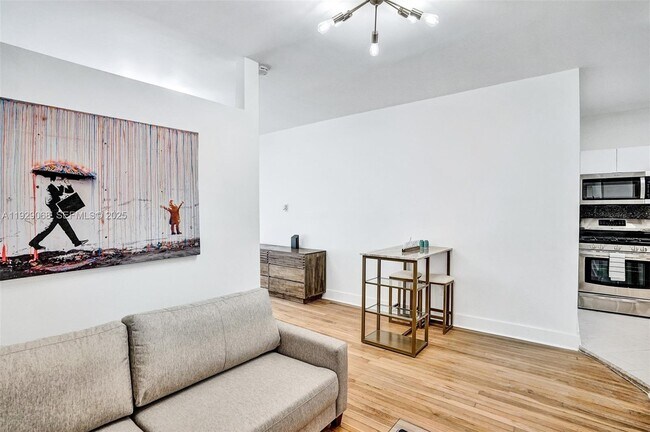 Building Photo - 1656 Polk St