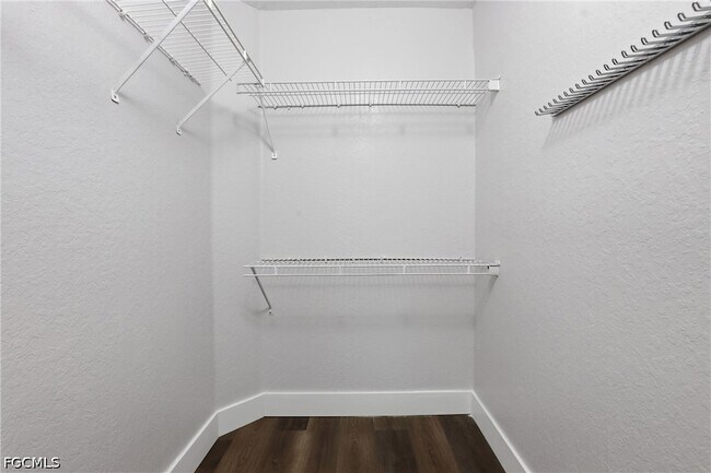 Building Photo - 6321 Aragon Way