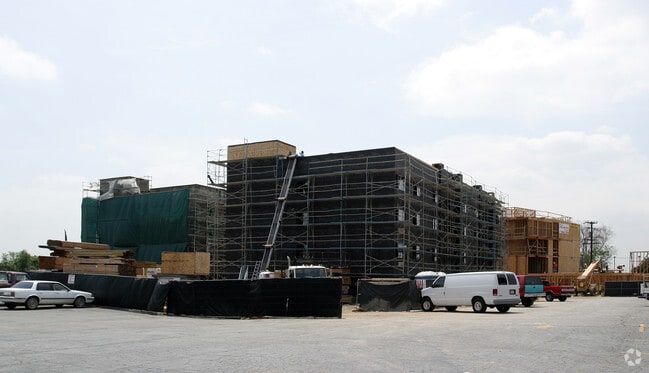 Building Photo - Pacific Towers