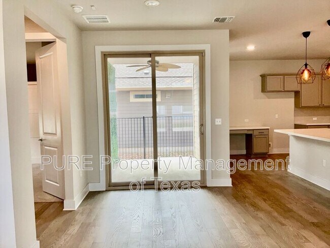 Building Photo - 8315 Laughlin Ln