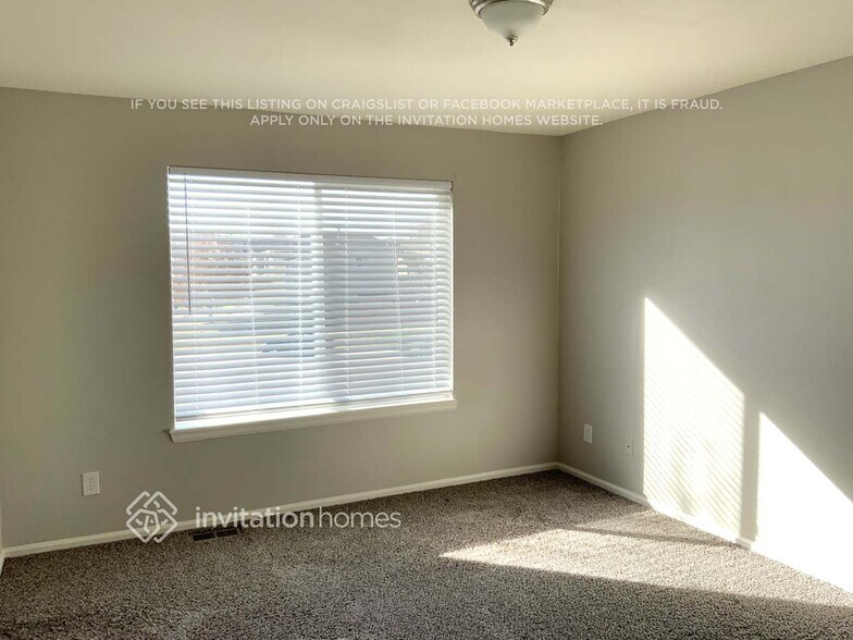 Building Photo - 3801 Morning Glory Dr