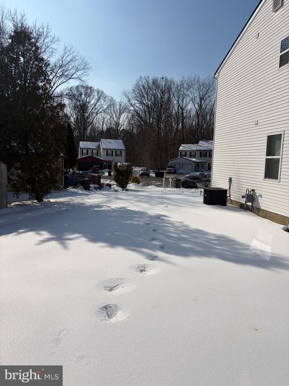 Building Photo - 35 Maynard Dr