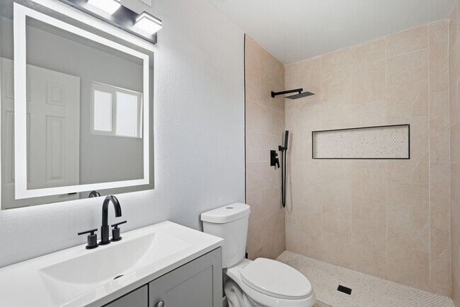 Building Photo - Spacious 3BR/2BA Tucson Retreat with 2-Car Garage & Expansive Patio