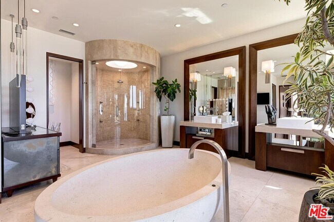 Building Photo - 88 Emerald Bay