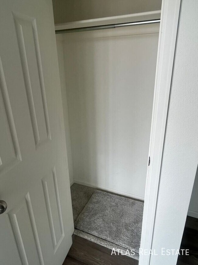 Building Photo - 17704 E 103rd Ave