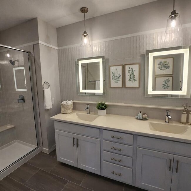 Building Photo - 12001 Vista Parke Dr