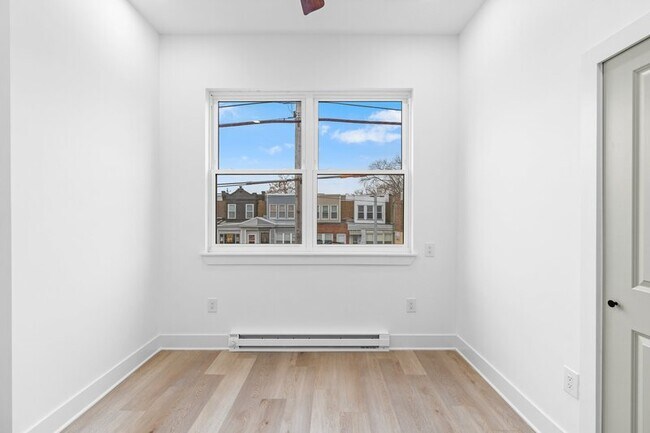 Building Photo - 6049 Elmwood Ave
